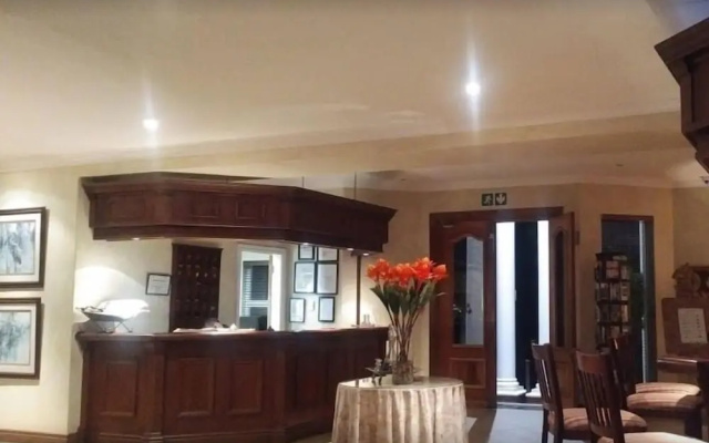 Kingfisher Lodge