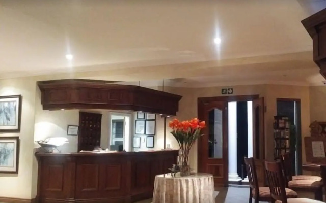 Kingfisher Lodge
