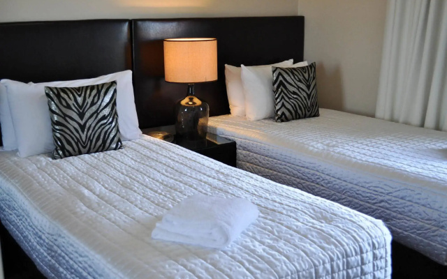 The Bay Apartments