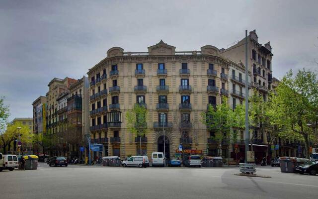 Отель Boutique Barcelona Bed and Breakfast Испания, Барселона - отзывы, цены и фото номеров - забронировать отель Boutique Barcelona Bed and Breakfast онлайн вид на фасад