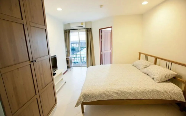 Baan Salin Suites