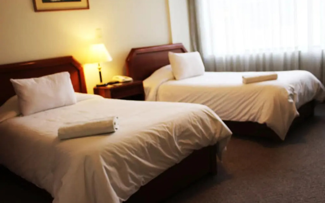 Qarmenqa Hotel
