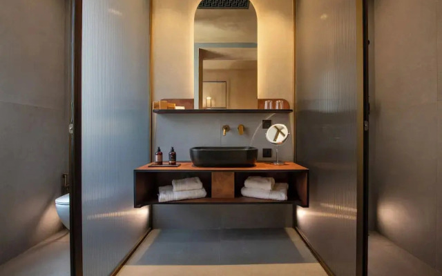 Nearchou Boutique Hotel