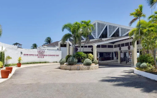 Grand Muthu Runaway Bay Club Caribbean