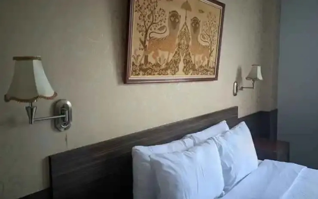 Zamrud Hotel & Convention