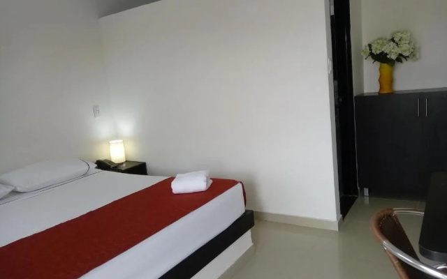 A&L Hoteles - Hotel Adelaida
