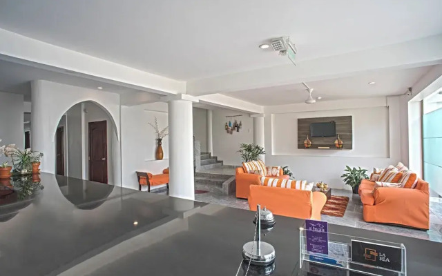 Hotel La Ría Playas