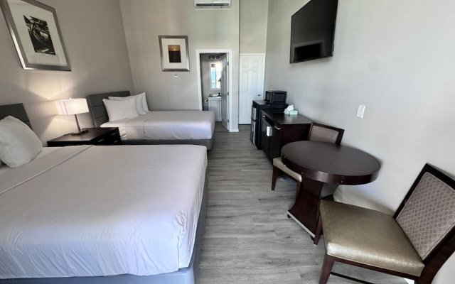 John's Pass Hotel
