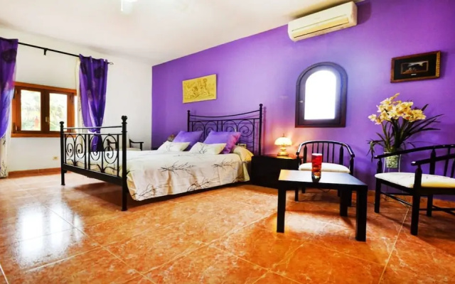 104509 - Villa in Llucmajor