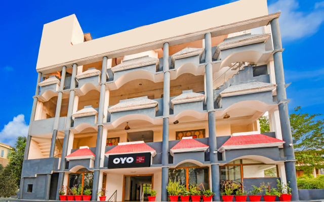 OYO Flagship hotel vasundhara inn