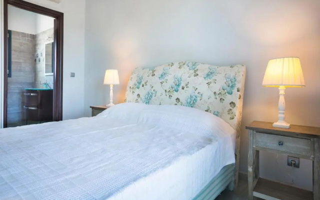Seirios Luxury Villa