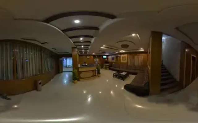 Pioneer Hotel