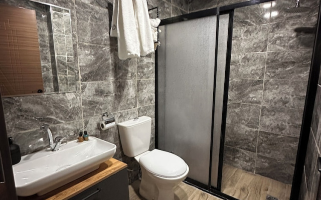 Ramin Hotel