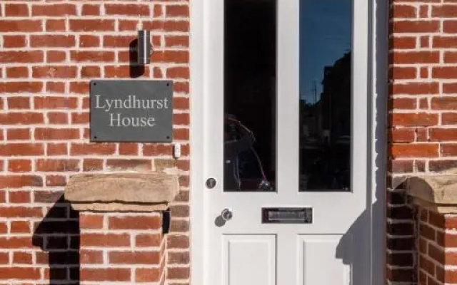Lyndhurst House