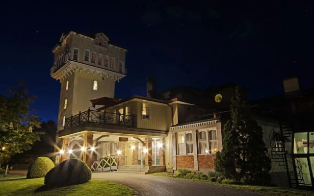 The Briars Resort & Spa