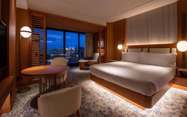 Intercontinental Yokohama Pier 8 by IHG