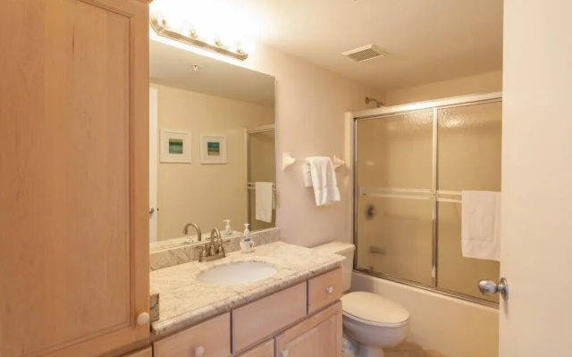 Santa Maria Harbour Resort 417