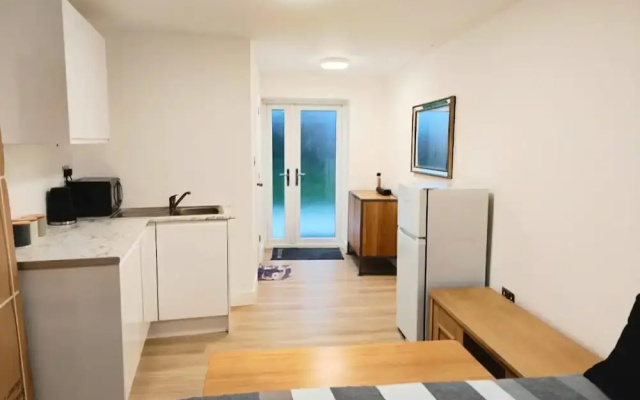 Luxurystudio Peacefully Located ,garden Parking