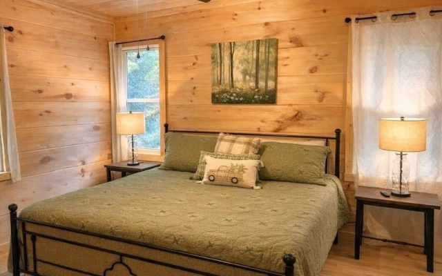 Shamrock Valley 1 Bedroom Cabin