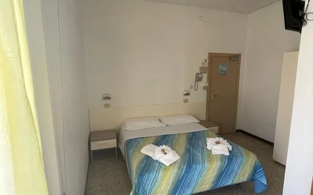 Hotel Moroni