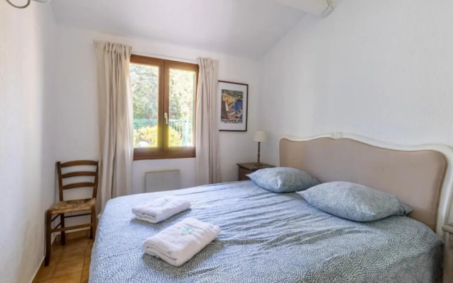 Nice Apt For 4 With Terrace And Pool