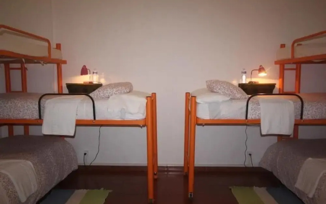 Hostel Layos, Toledo