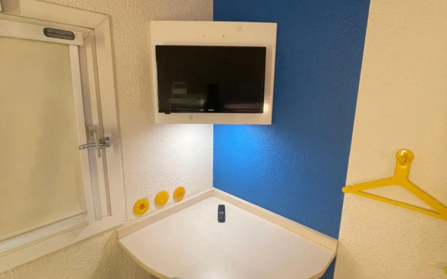 Unisotel Bollene A7 Ex-Hotel F1