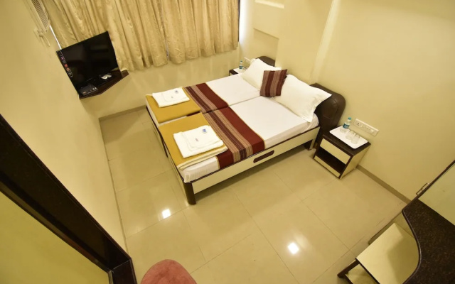 Hotel Kalpana Palace