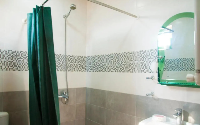 Azhdahak Guest House B&B-20km from Yerevan