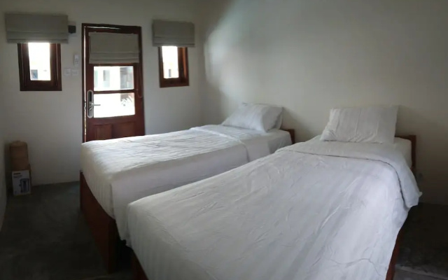 Roots Hotel Trawangan