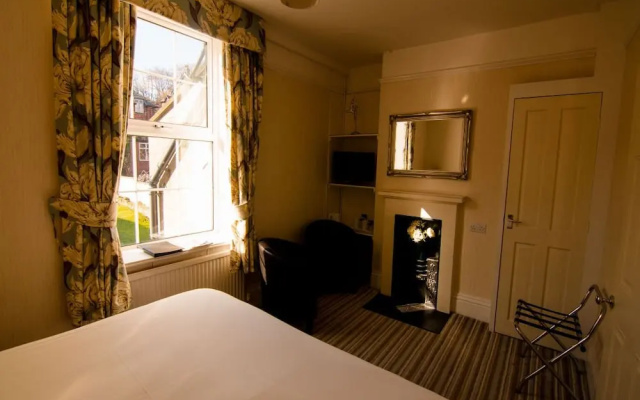 Arundel House