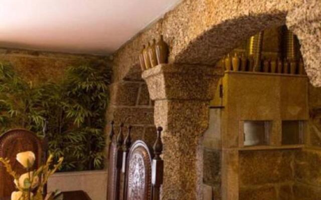 Отель Turismo Castelo De Gouveia Марку-ди-Канавезиш вид на фасад
