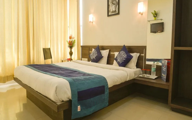 OYO 4437 Hotel Sai Sakha