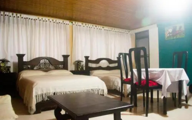 Hotel Hacienda Casa Blanca