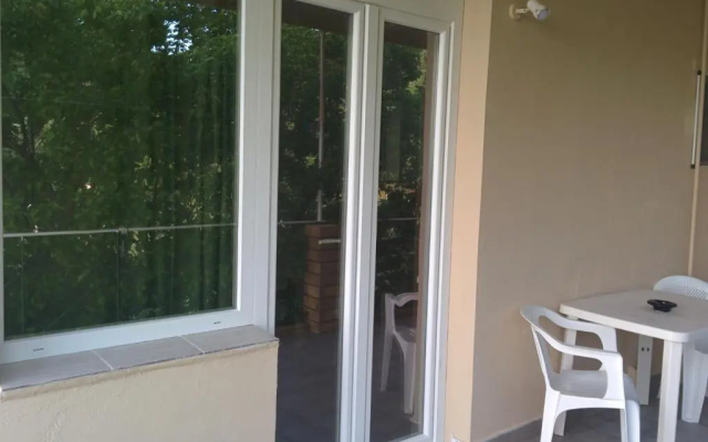 Varagoulis Giannis & Lenas Apartments