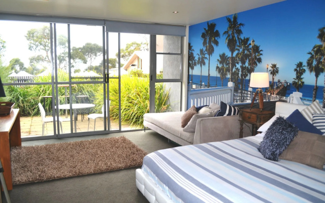 Lorne Hotel
