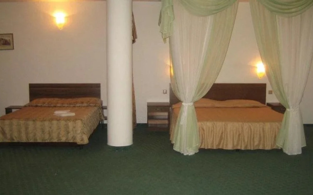 Hotel Rino