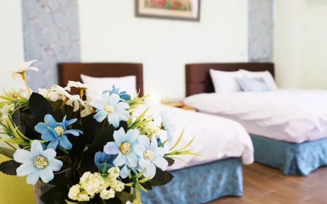Pottery Flower B&B