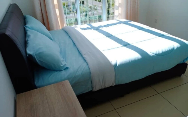 My 4Rooms Apartment @ Golden Hills Pasar Malam