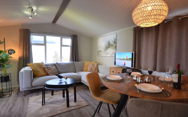 Chalet by Wadden Sea With Sunny Garden
