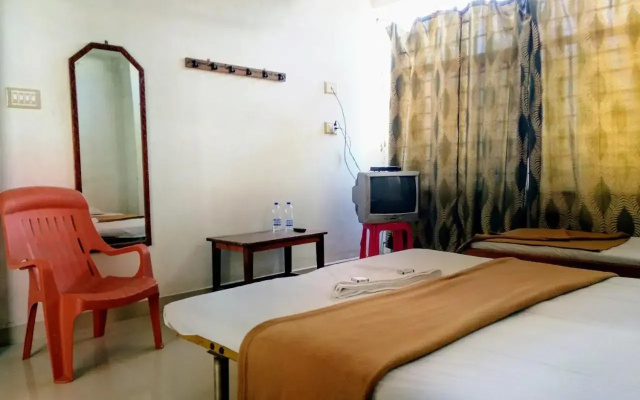 Hotel Ashwini Lodge
