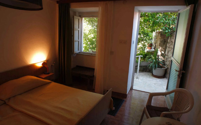 Apartment Milu - 80 m from sea: A1 Cavtat, Riviera Dubrovnik