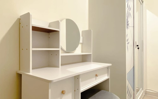 Restful And Modern Look 2Br At Meikarta Apartment