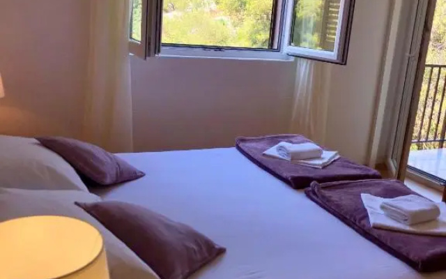 B&B Chamberlain