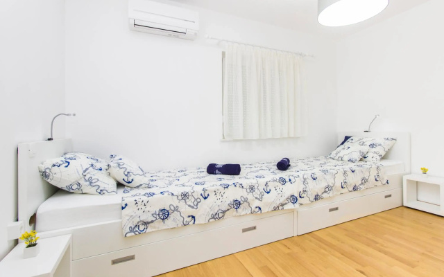 Apartment Royal II