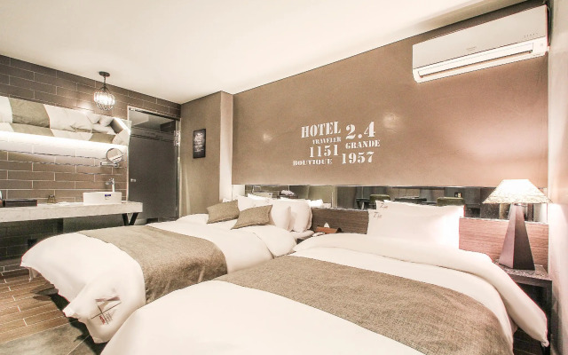 Hotel 2.4