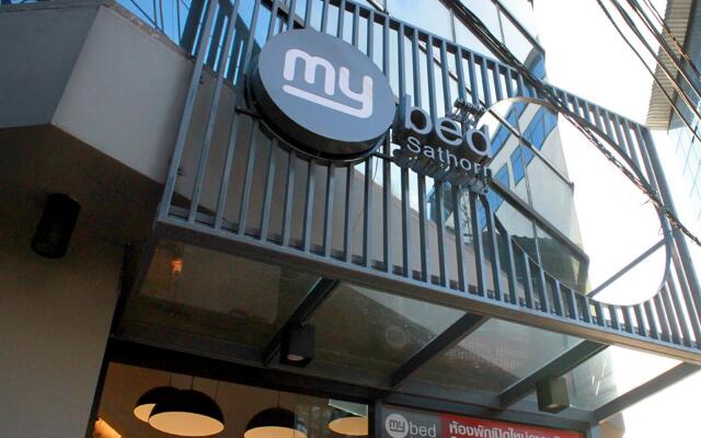 Отель Mybed Sathorn Бангкок вид на фасад