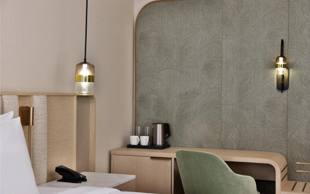 Diyar Ajwa, Tapestry Collection By Hilton