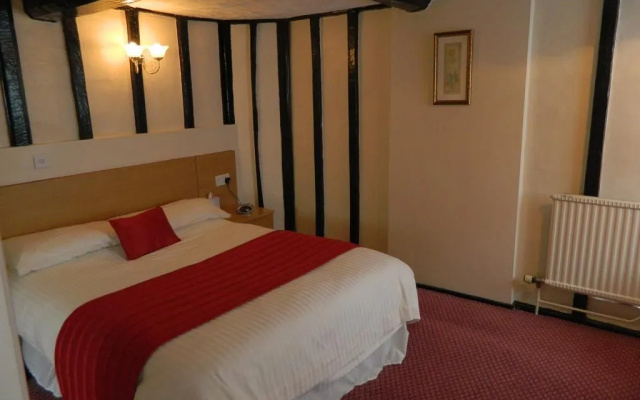Cedars Hotel