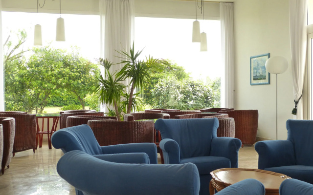 Hotel City Beach Resort